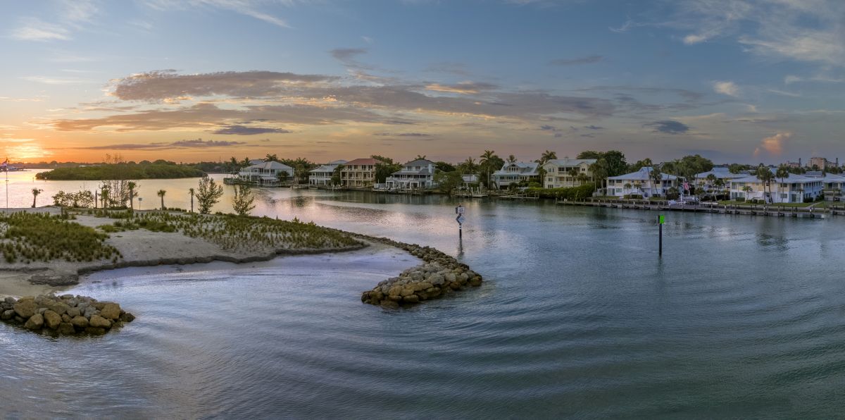 Concrete Wall Installation in Venice, FL