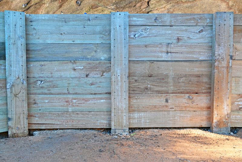 Common Problems With Aging Concrete Retaining Walls